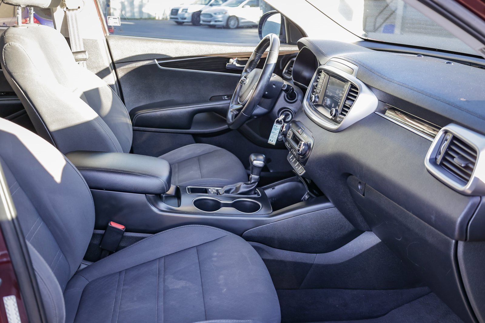 Used 2020 Kia Sorento LX w/ LX I4 Convenience Package image 22