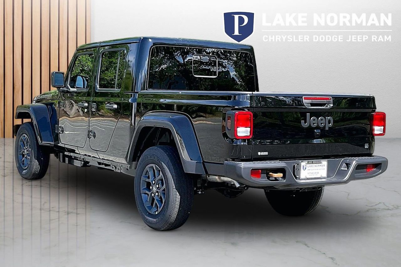 New 2026 Jeep Gladiator Sport AWD/4WD image 7