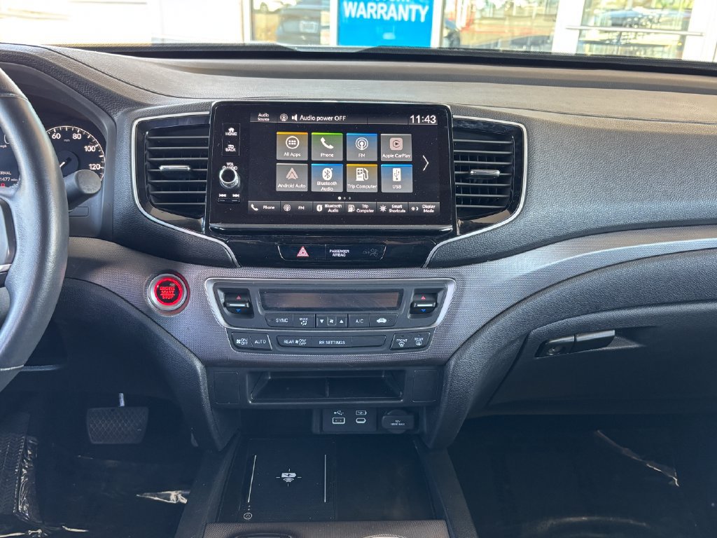 Used 2025 Honda Ridgeline Sport image 13