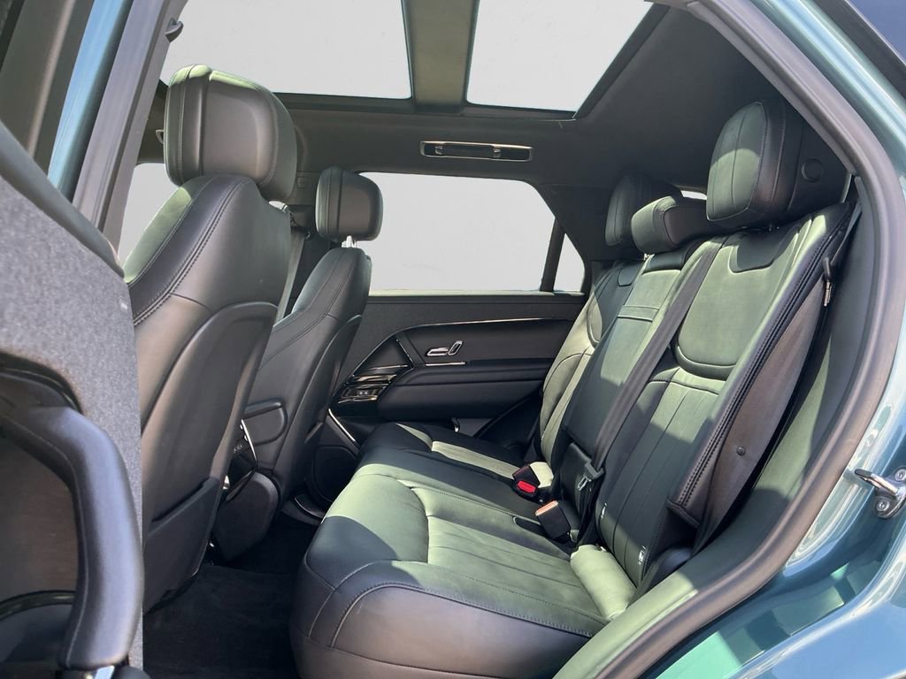 Used 2024 Land Rover Range Rover Sport Dynamic SE image 13