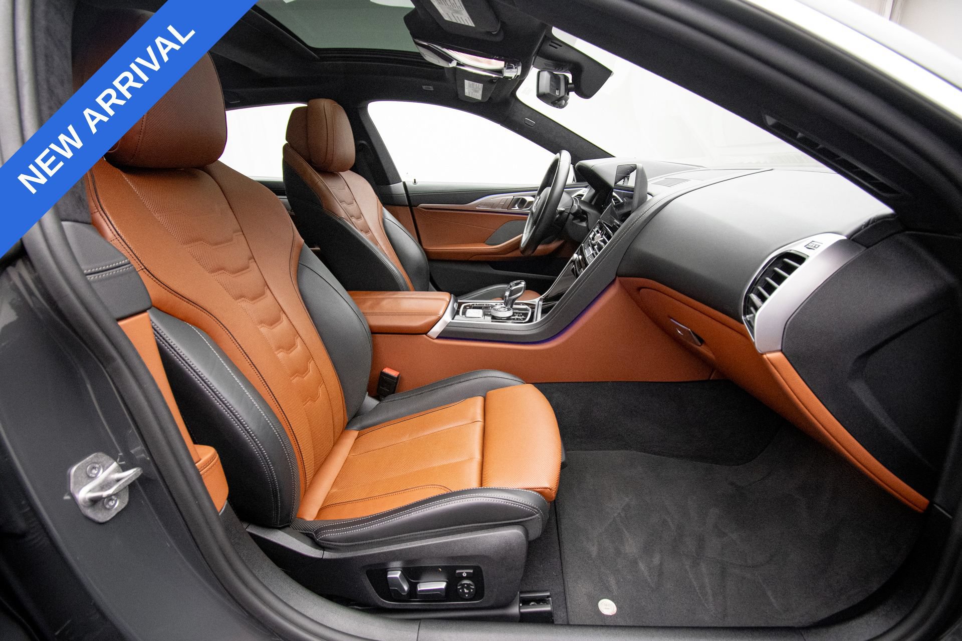 Used 2024 BMW ALPINA B8 xDrive Gran Coupe AWD/4WD image 13
