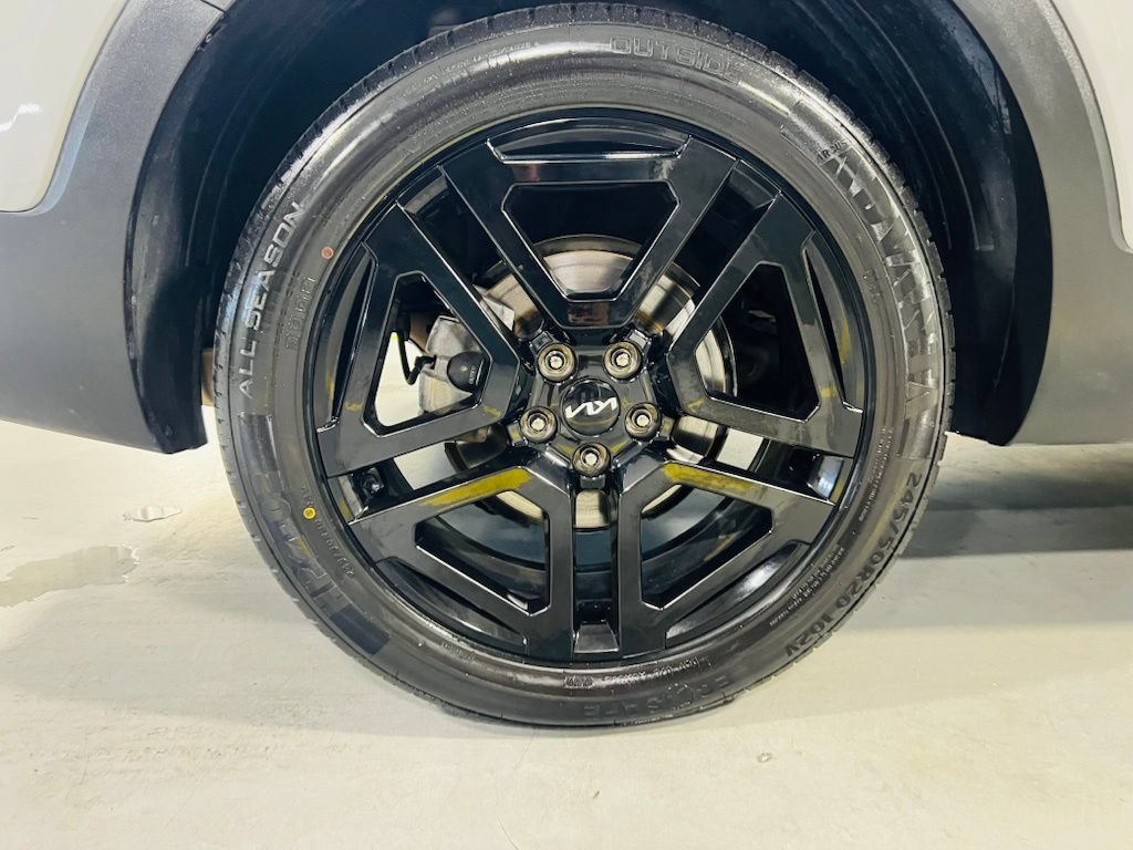 Used 2023 Kia Telluride EX X-Line AWD/4WD image 13