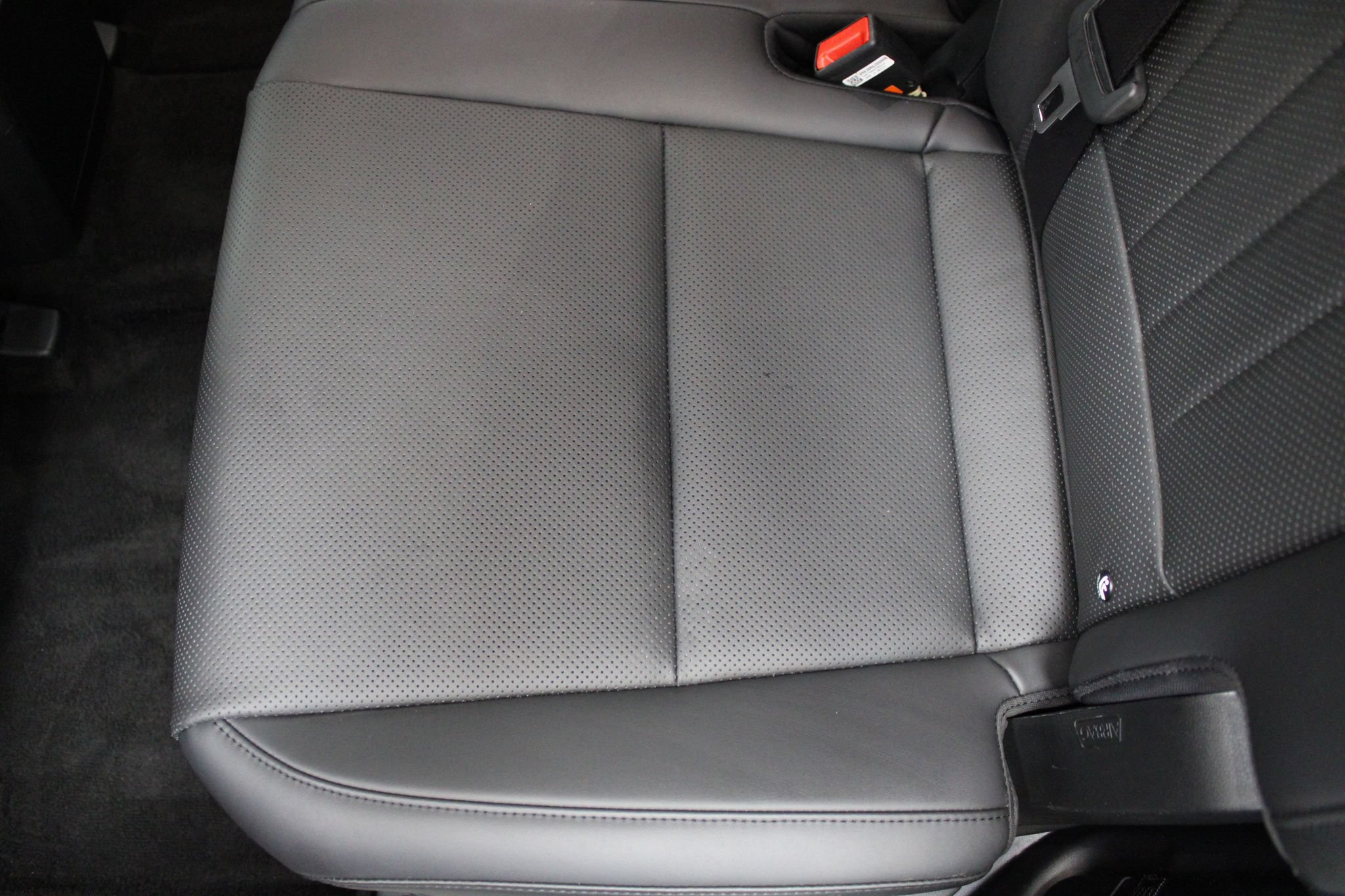 Used 2025 Hyundai Santa Fe SEL AWD/4WD image 19