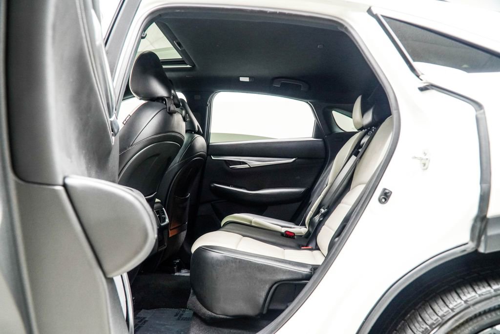 Used 2023 INFINITI QX55 Luxe w/ Cargo Package AWD/4WD image 34