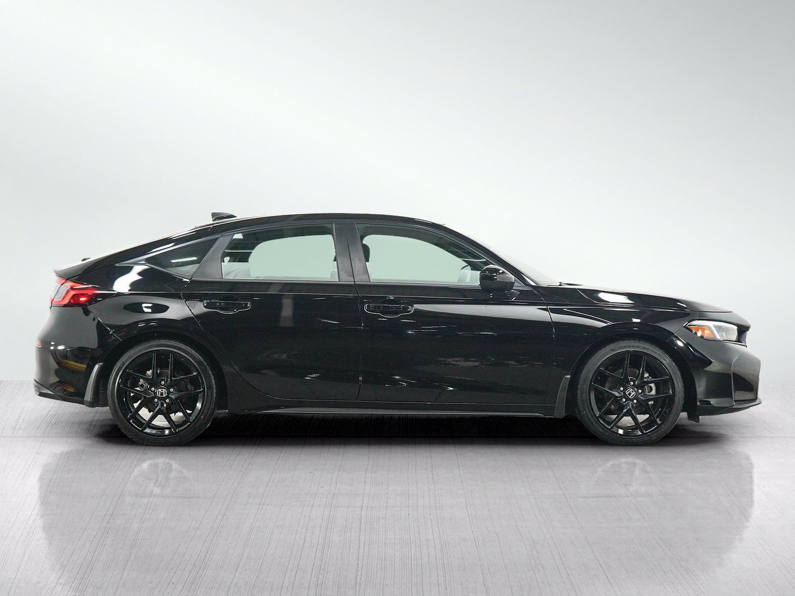 Used 2025 Honda Civic Sport image 6