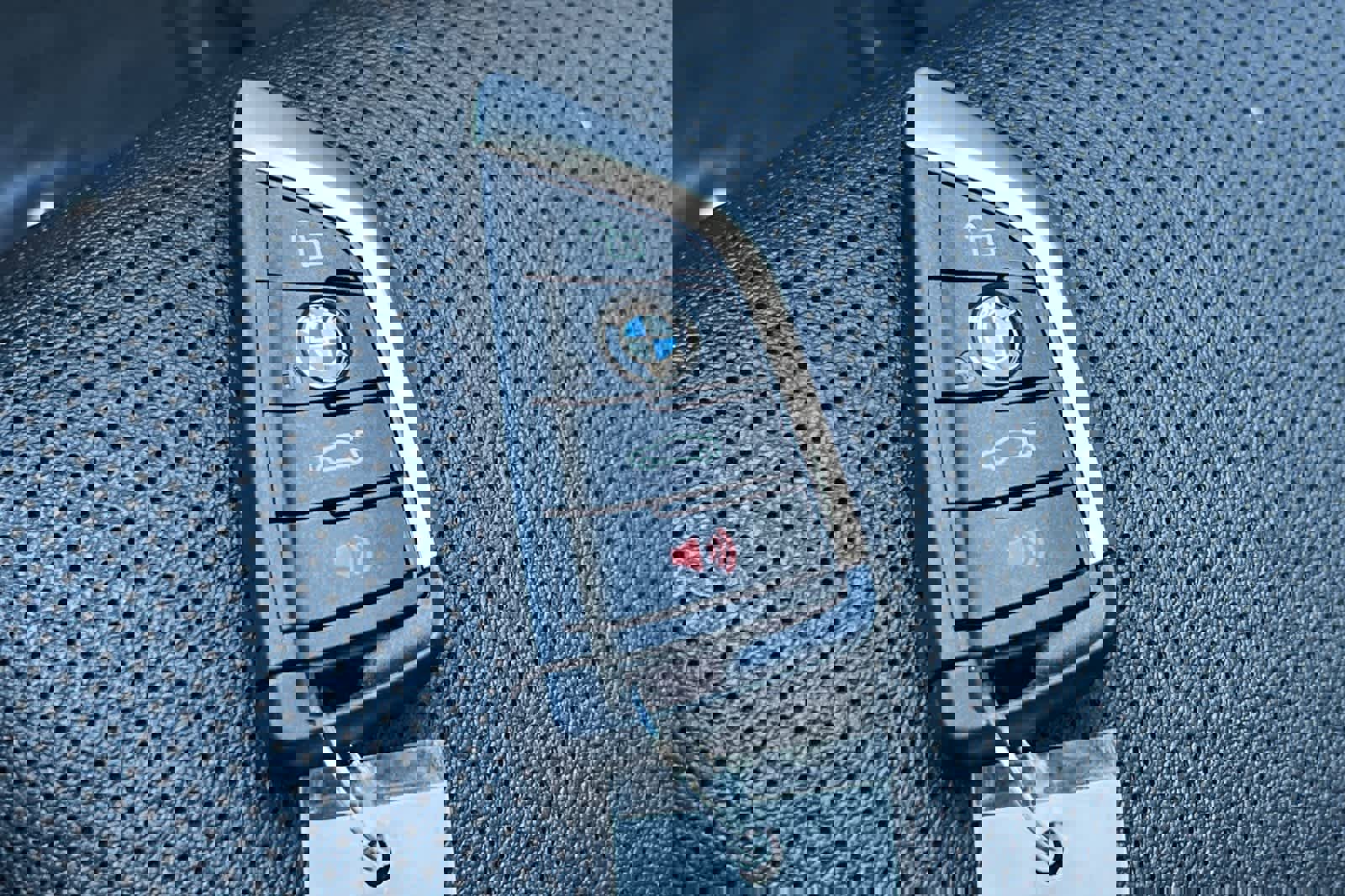 Used 2023 BMW 530e image 26