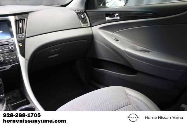 Used 2014 Hyundai Sonata SE w/ Premium Package 04 FWD image 11