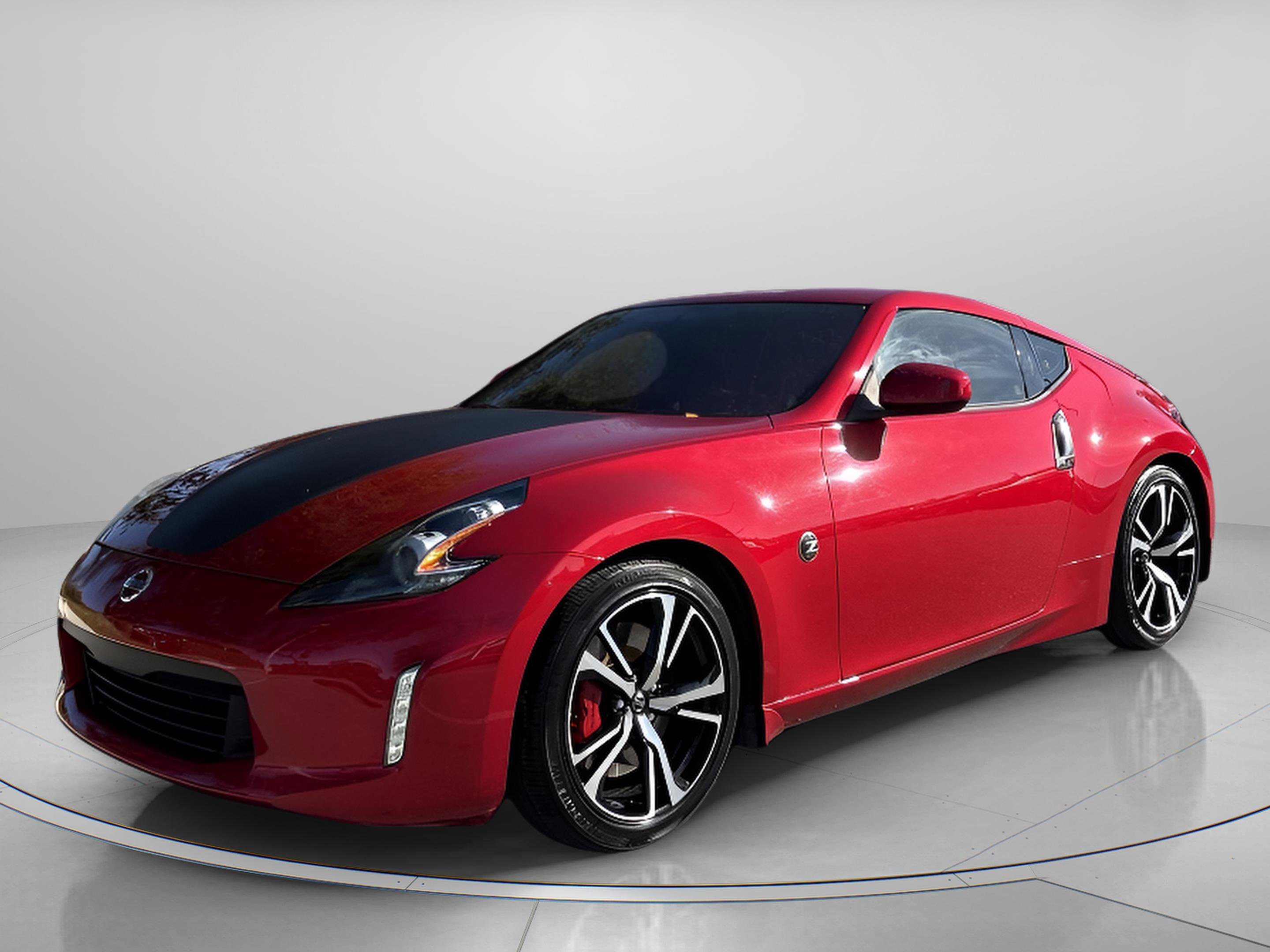 Used 2019 Nissan 370Z Touring Sport image 2