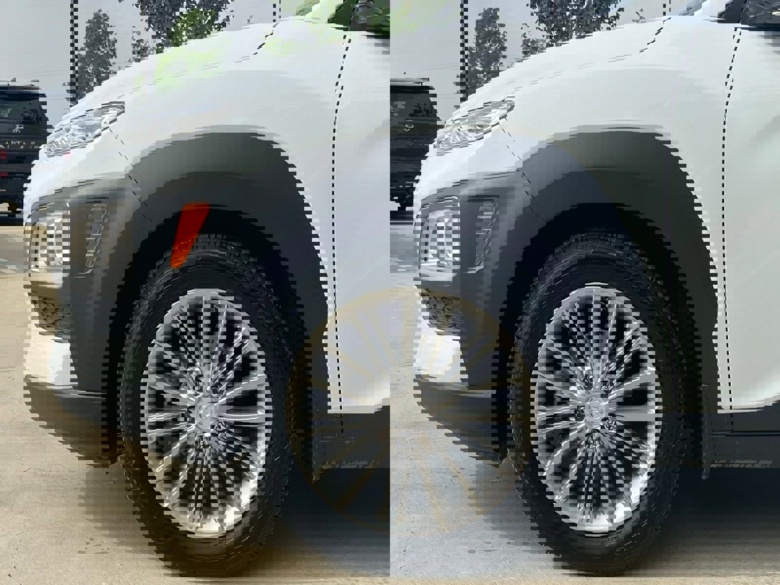 Used 2018 Hyundai Kona SEL w/ SEL Tech Package 02 FWD image 8