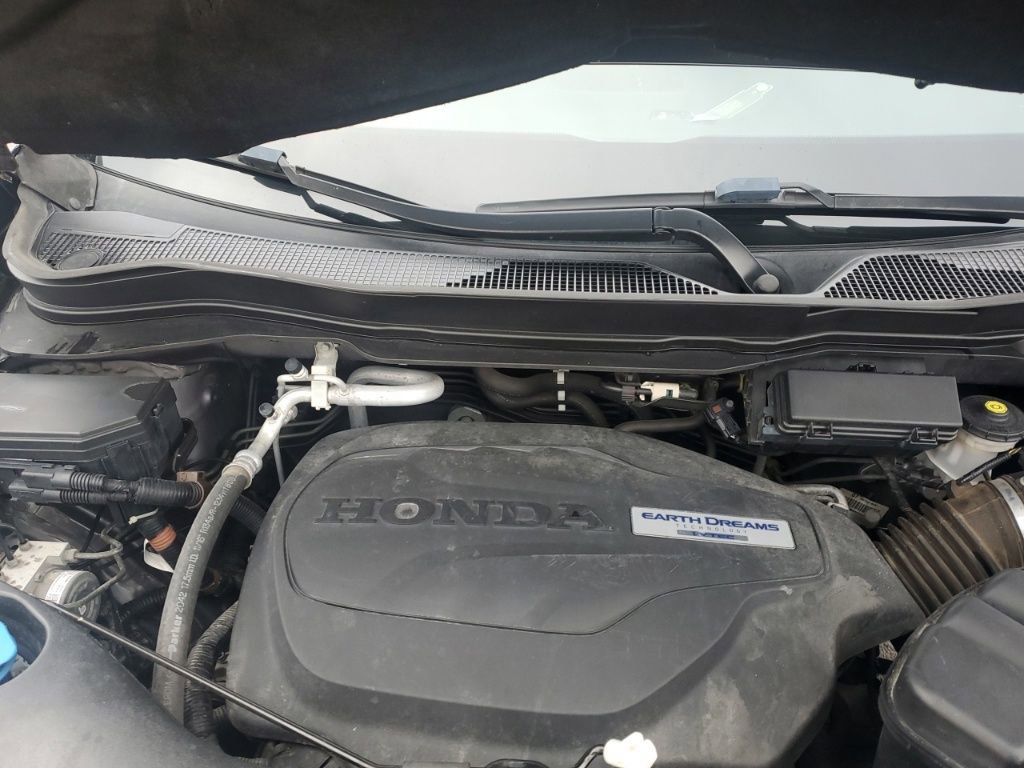 Used 2016 Honda Pilot Touring image 9