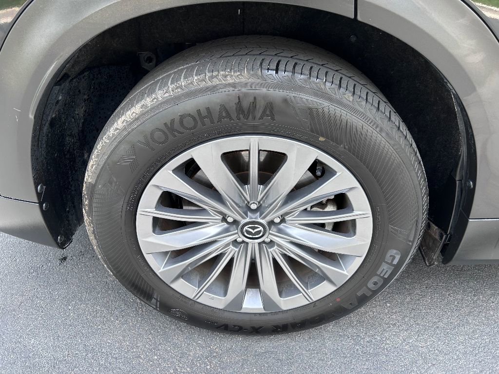 Used 2024 MAZDA CX-90 3.3 Turbo w/ Preferred Plus AWD/4WD image 13