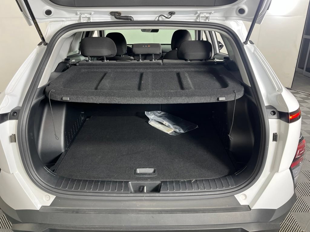 Used 2025 Hyundai Kona SEL AWD/4WD image 20
