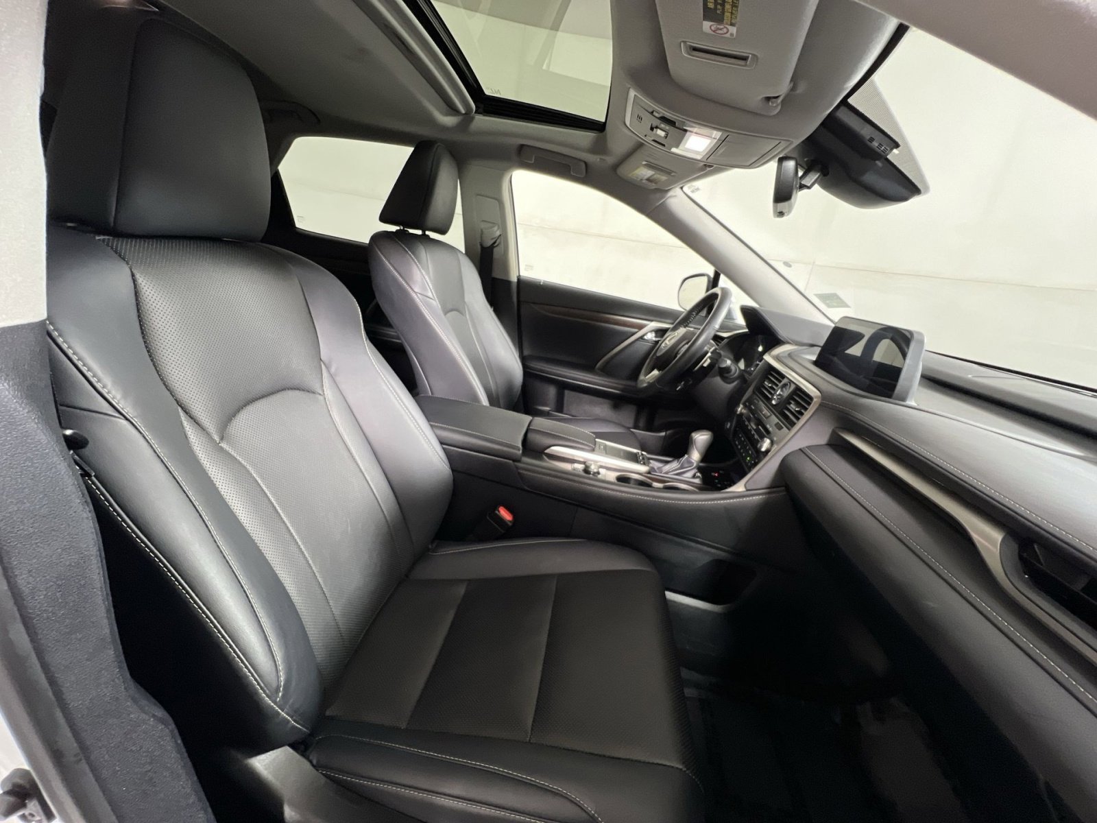 Used 2020 Lexus RX 350 AWD w/ Premium Package image 26