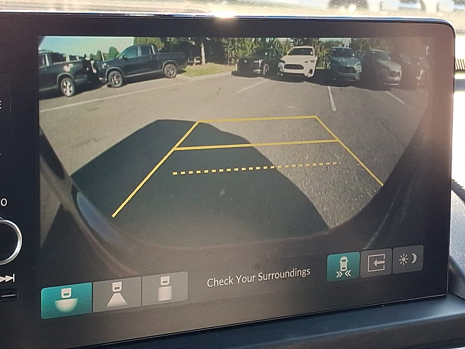 Used 2023 Honda Pilot Touring image 18
