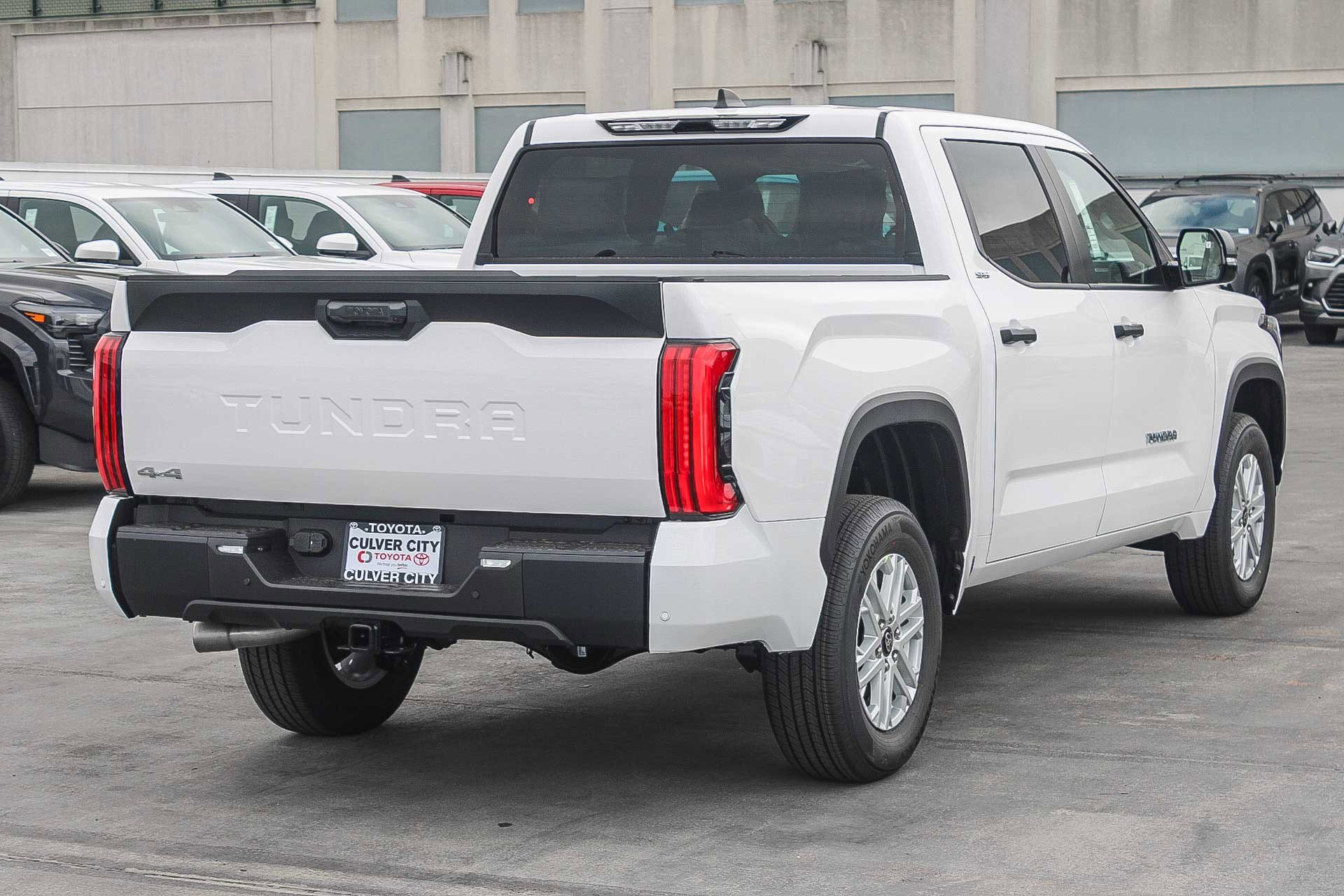 New 2026 Toyota Tundra SR5 AWD/4WD image 9