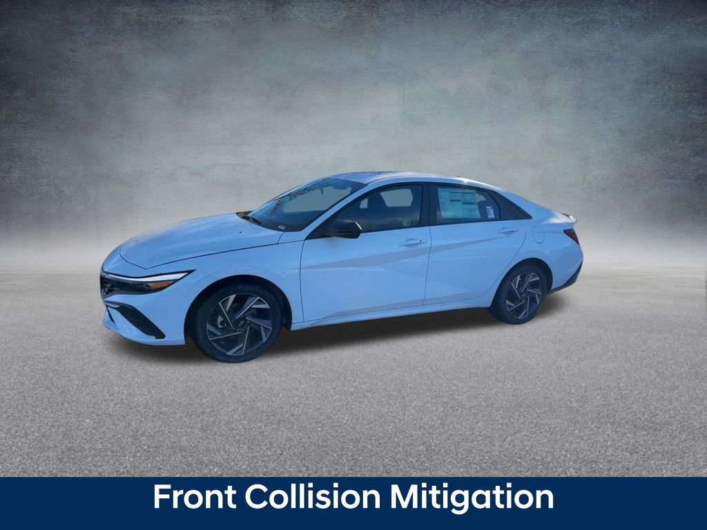 New 2025 Hyundai Elantra SEL image 9