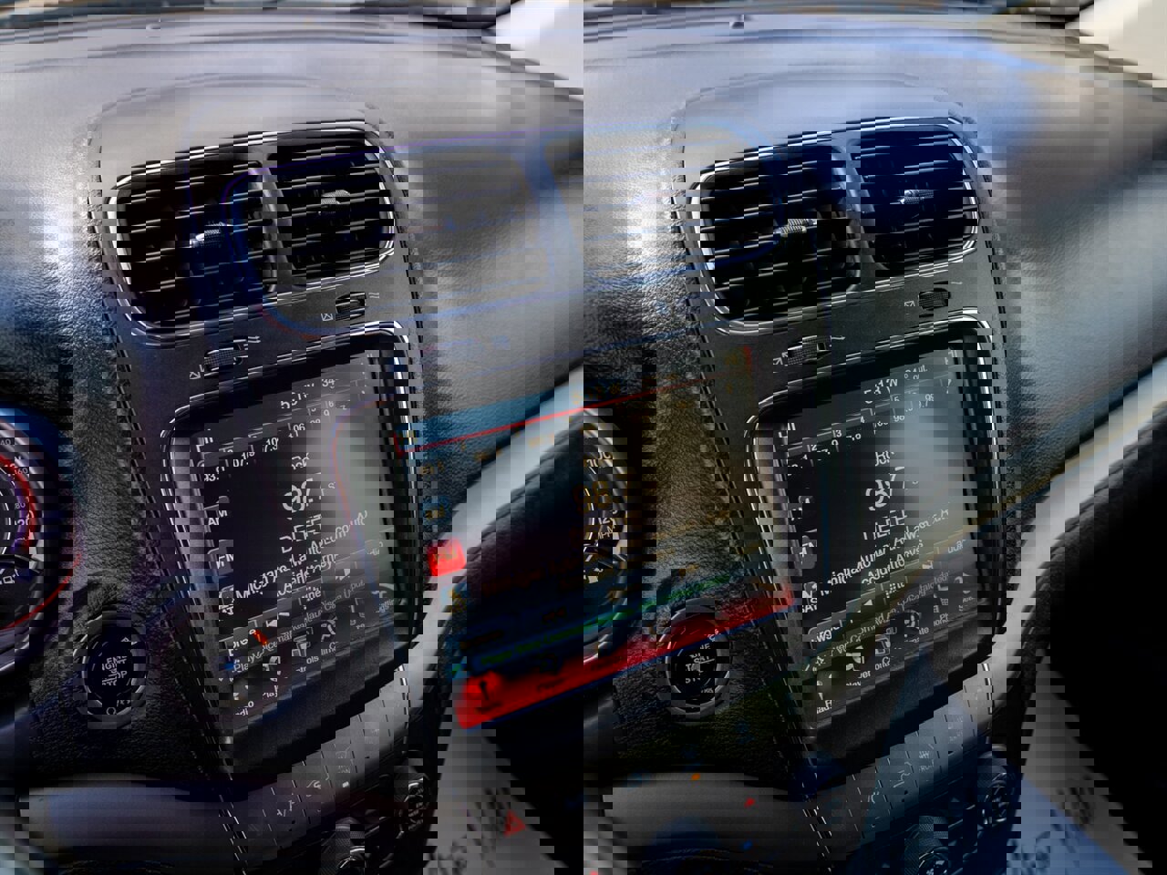 Used 2018 Dodge Journey Crossroad AWD/4WD image 34