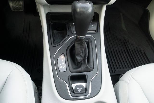 Used 2020 Jeep Cherokee Latitude Plus image 22