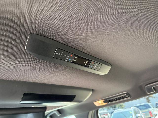 Certified 2025 Toyota Sienna XSE w/ XSE Premium Package AWD/4WD image 16