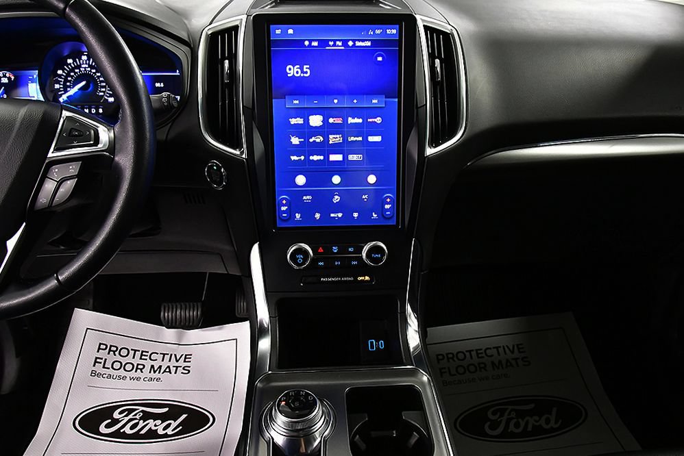 Used 2022 Ford Edge Titanium AWD/4WD image 29