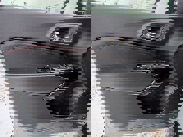 New 2026 Chevrolet Trax RS w/ Sunroof Package image 23