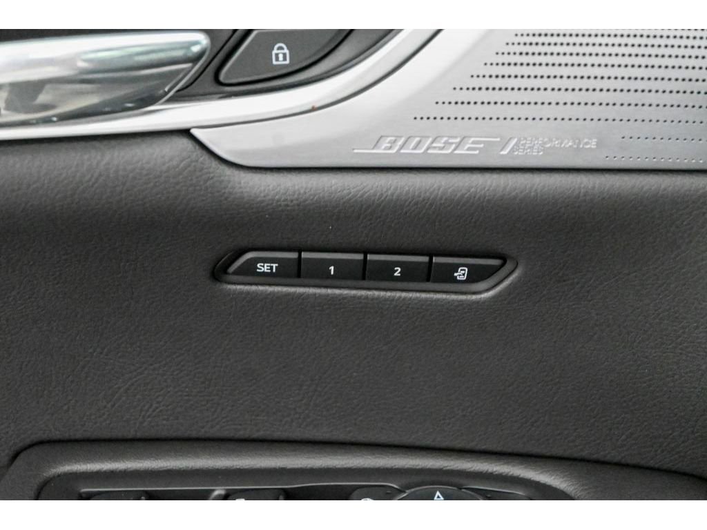 Used 2023 Cadillac XT6 Premium Luxury w/ Technology Package image 35