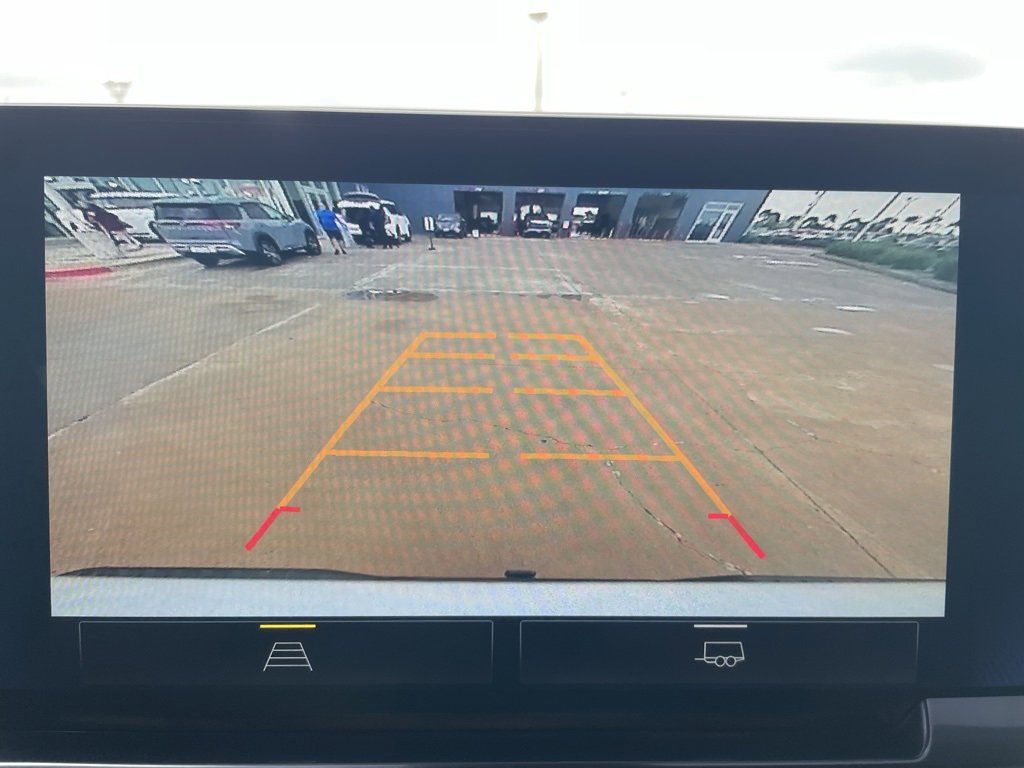 Used 2024 Chevrolet Silverado 1500 LT Trail Boss w/ Protection Package image 11