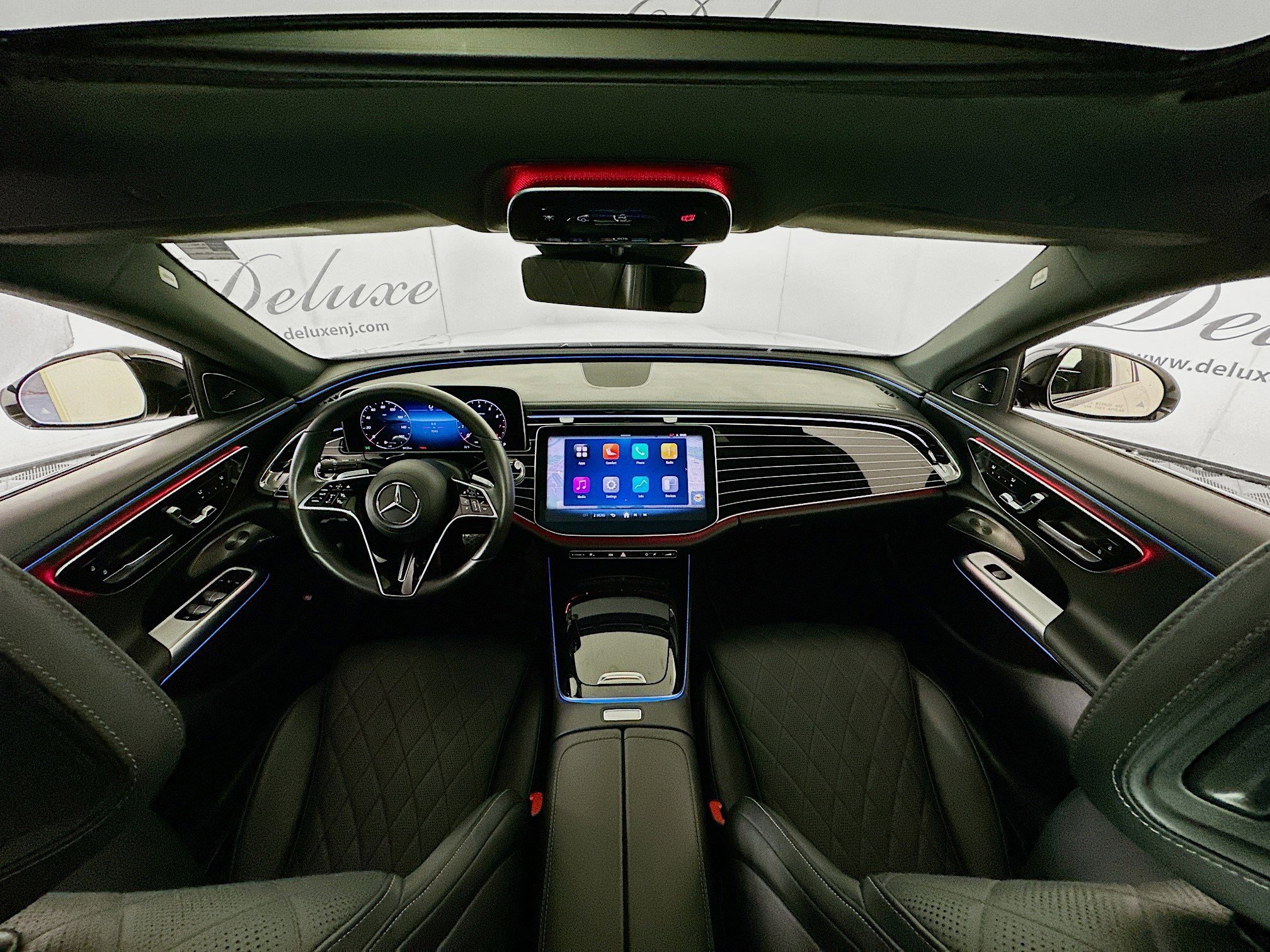 Used 2024 Mercedes-Benz E 350 4MATIC Sedan image 17