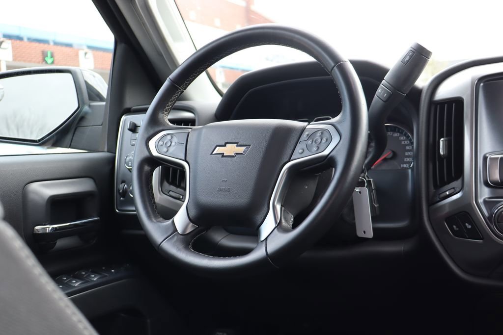 Used 2018 Chevrolet Silverado 1500 LT w/ All Star Edition image 44
