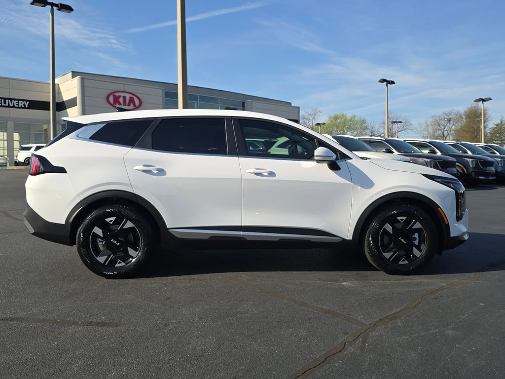 New 2026 Kia Sportage LX video 2