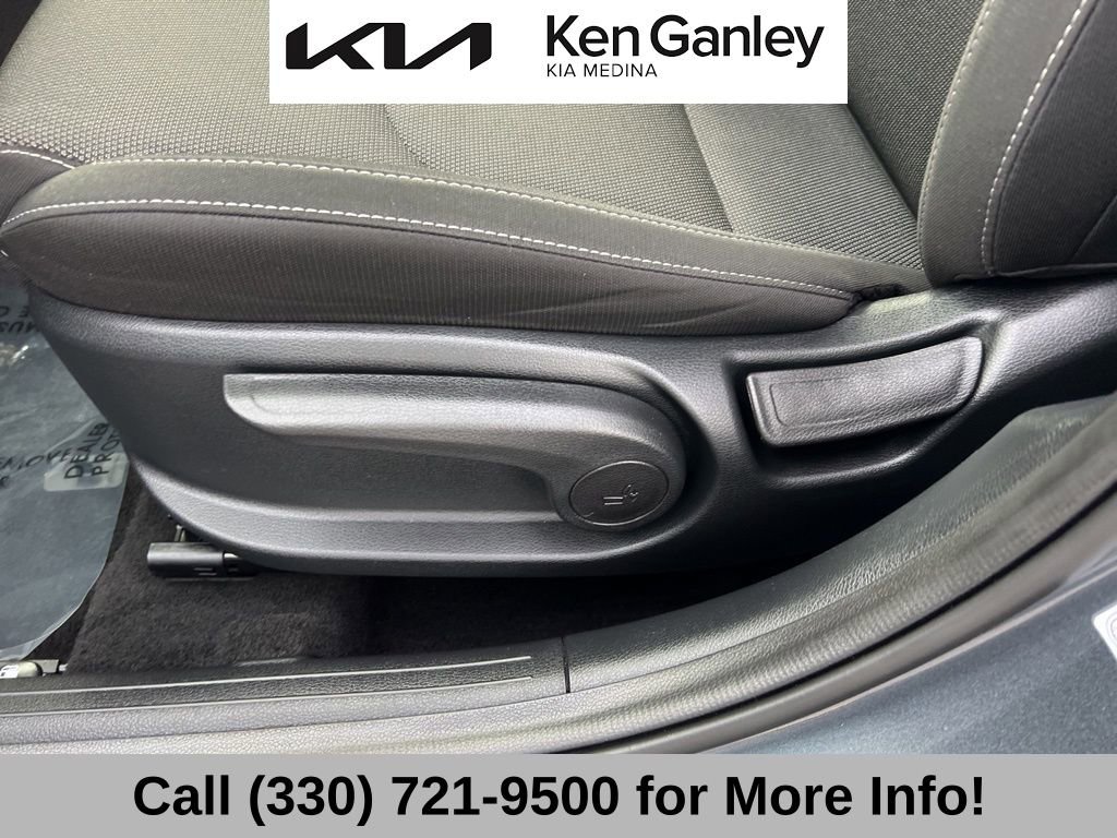 Certified 2023 Kia Forte LXS w/ LXS Technology Package image 29