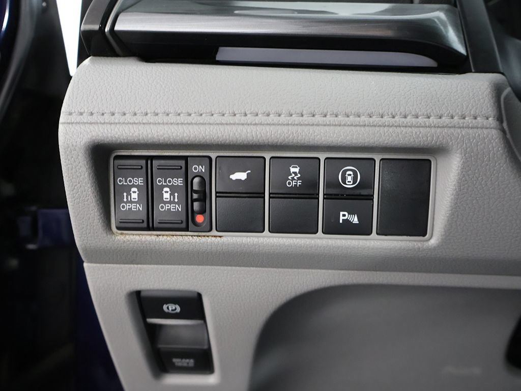 Used 2023 Honda Odyssey Elite image 45