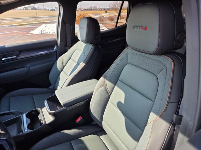 New 2026 GMC Terrain AT4 AWD/4WD image 12