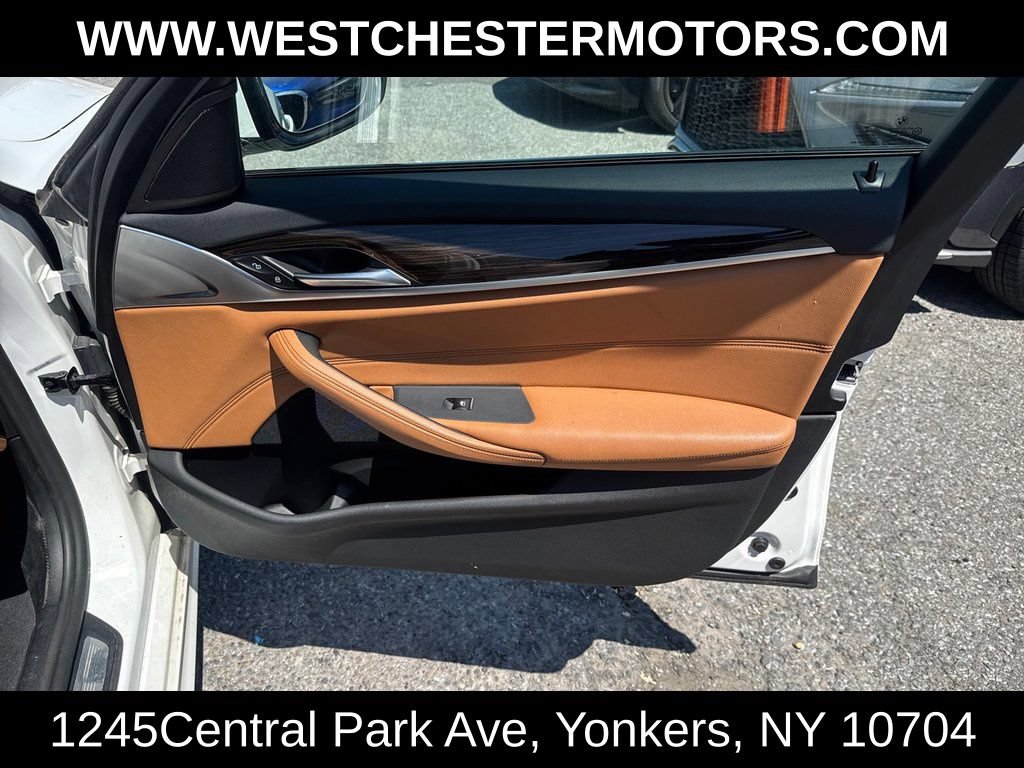 Used 2021 BMW 530i xDrive w/ M Sport Package AWD/4WD image 13