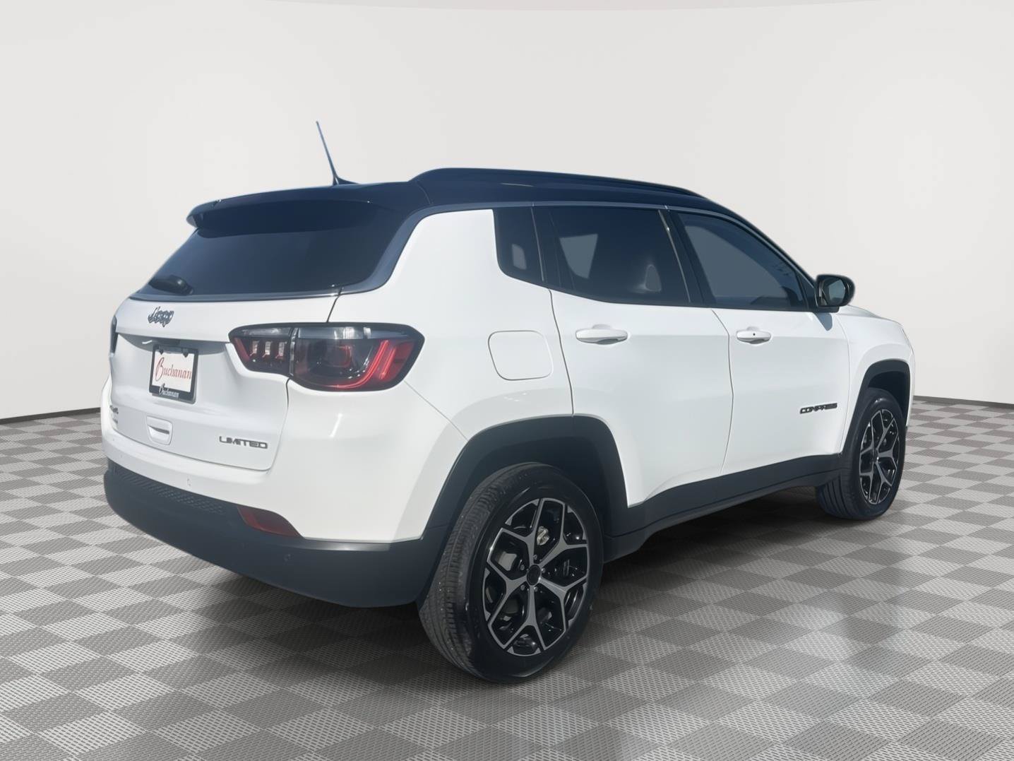 Used 2025 Jeep Compass Limited AWD/4WD image 6