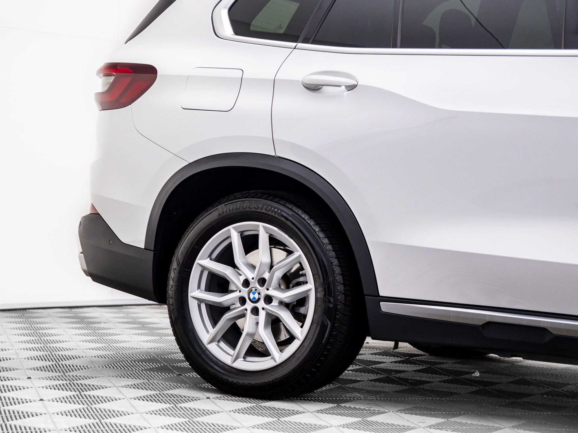 Used 2021 BMW X5 xDrive45e w/ Executive Package image 33