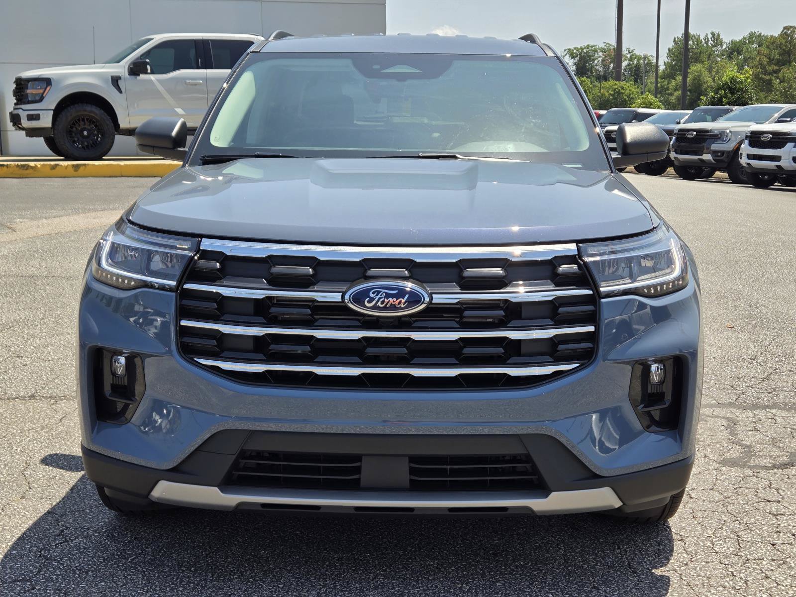 New 2026 Ford Explorer Active w/ Active Comfort Package AWD/4WD image 3