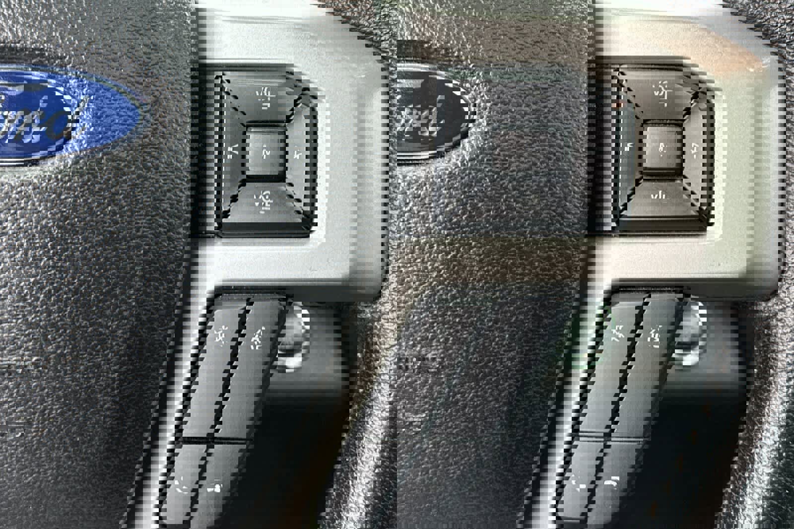 Used 2015 Ford F150 Lariat w/ Equipment Group 502A Luxury image 27