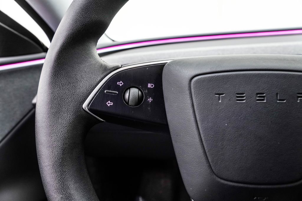 Used 2025 Tesla Model 3 RWD image 34