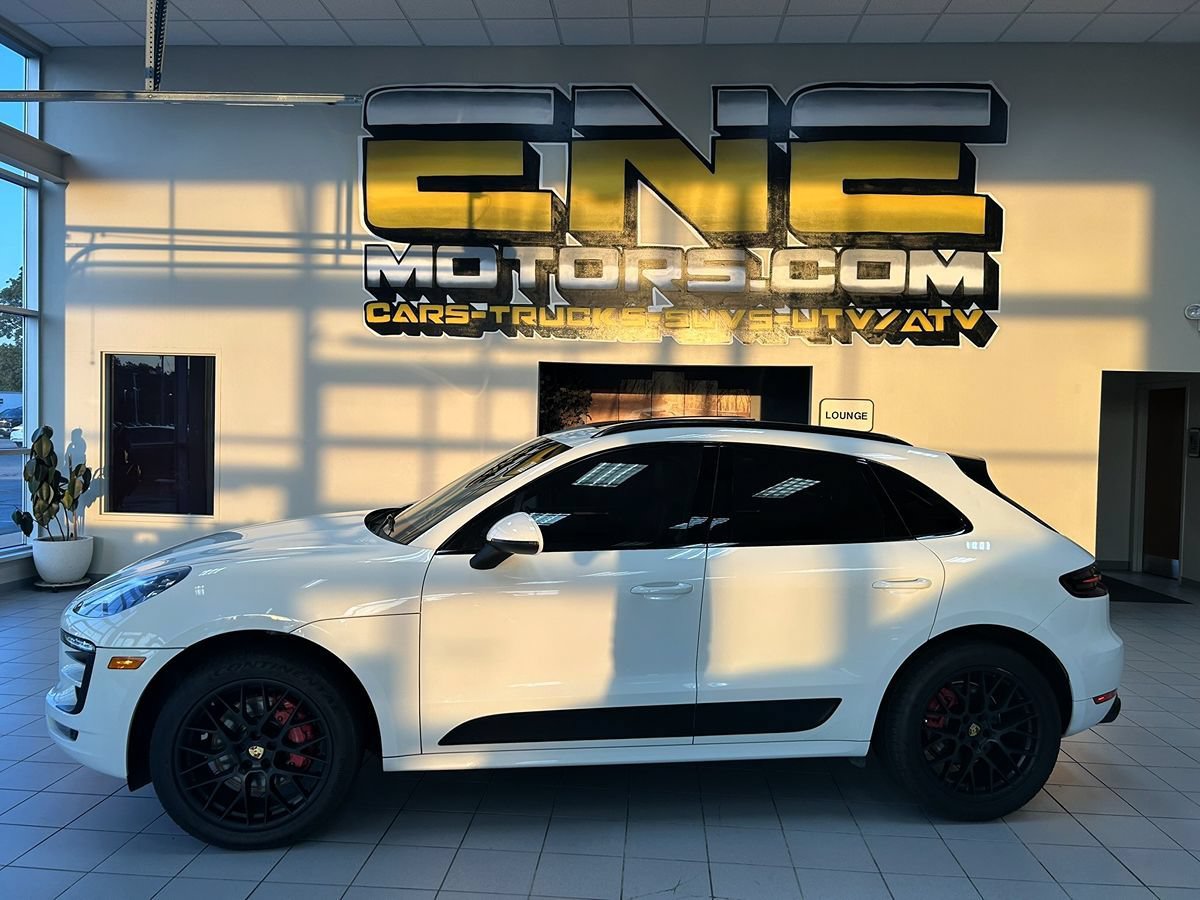 Used 2017 Porsche Macan GTS AWD/4WD image 52