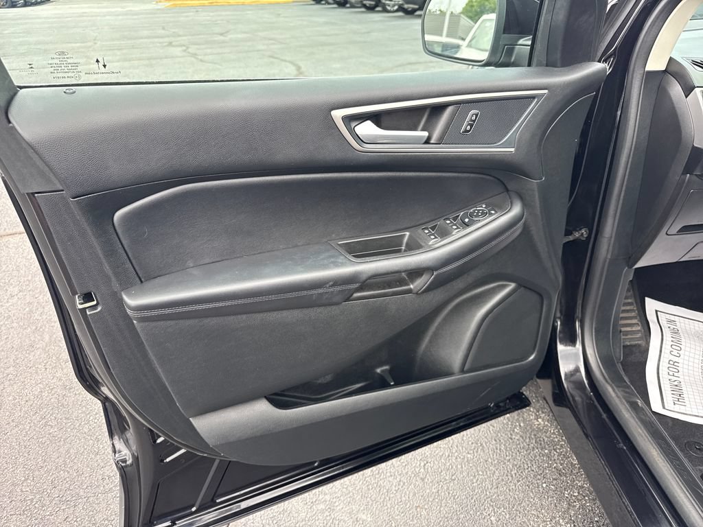 Used 2024 Ford Edge SEL w/ Convenience Package AWD/4WD image 18