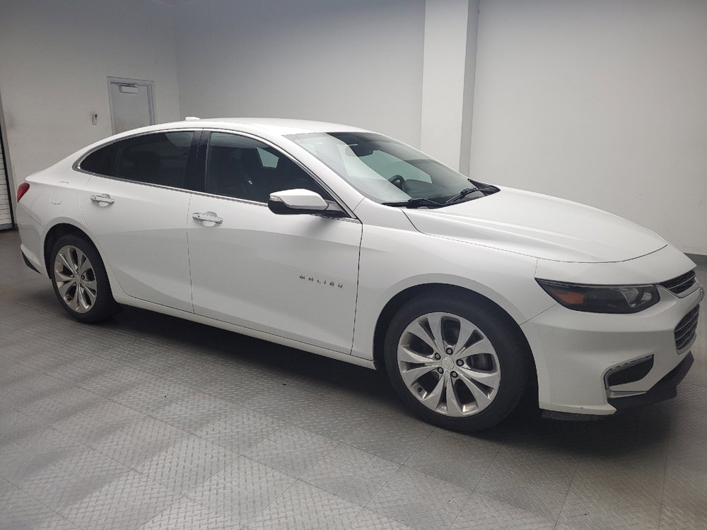 Used 2017 Chevrolet Malibu Premier FWD image 11