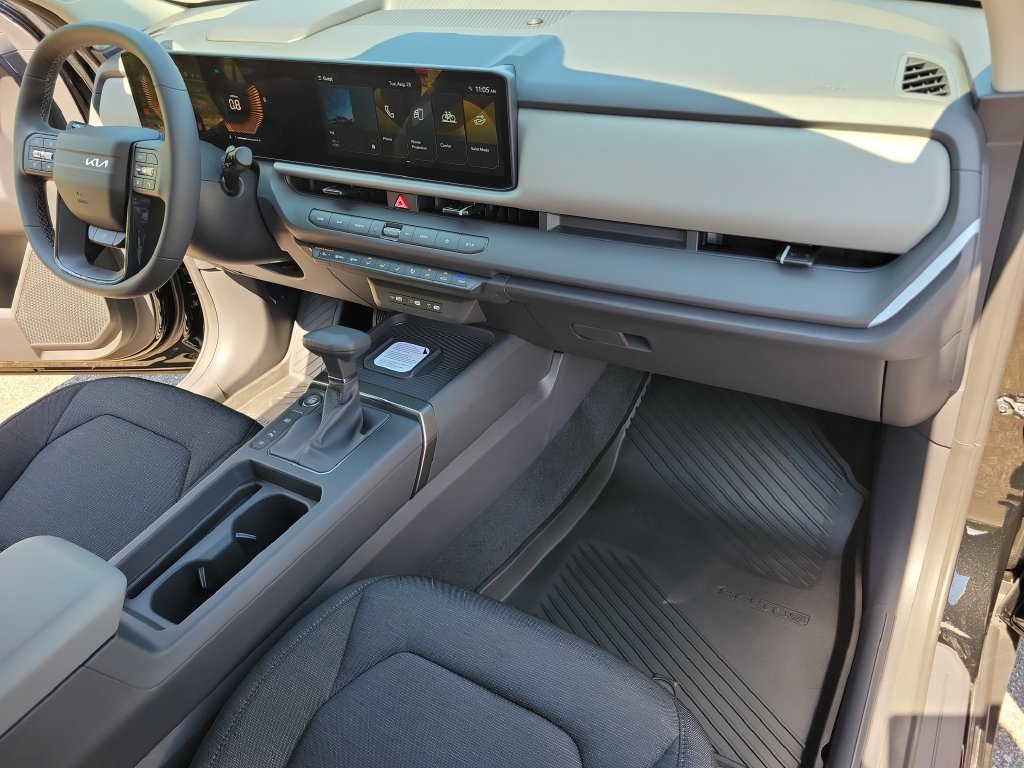 New 2027 Kia Seltos S FWD image 14