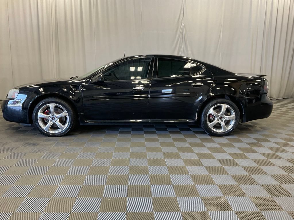 Used 2005 Pontiac Grand Prix GXP w/ Premium Audio Package FWD image 16