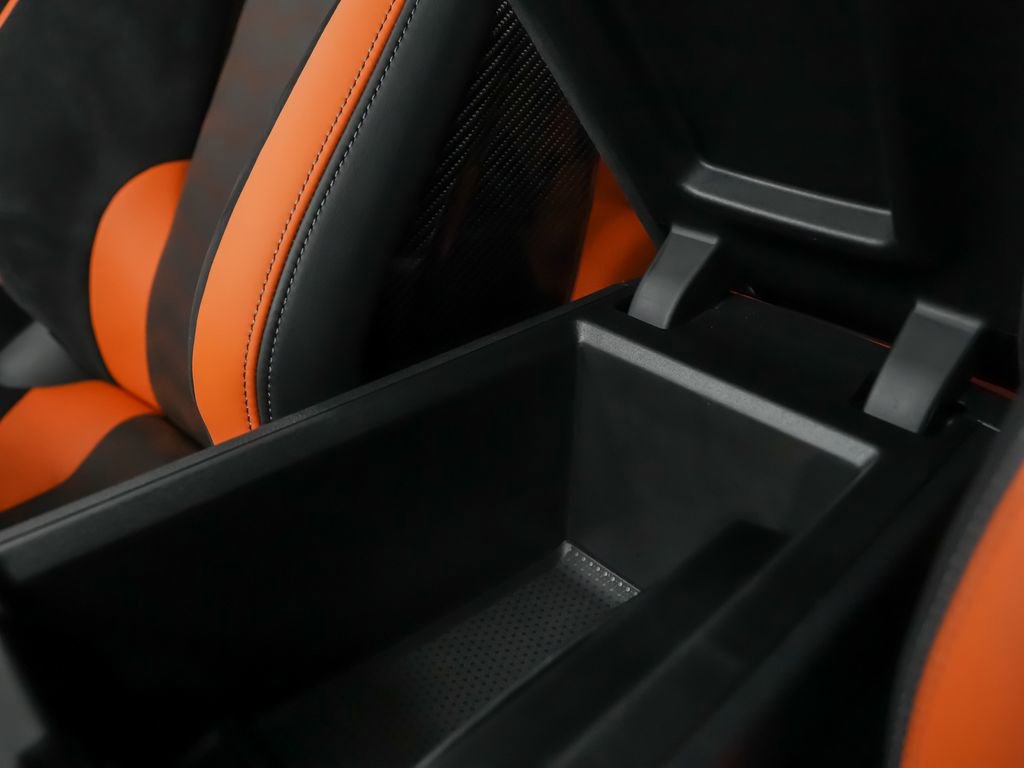 Used 2025 BMW M3 w/ M Carbon Exterior Package image 34