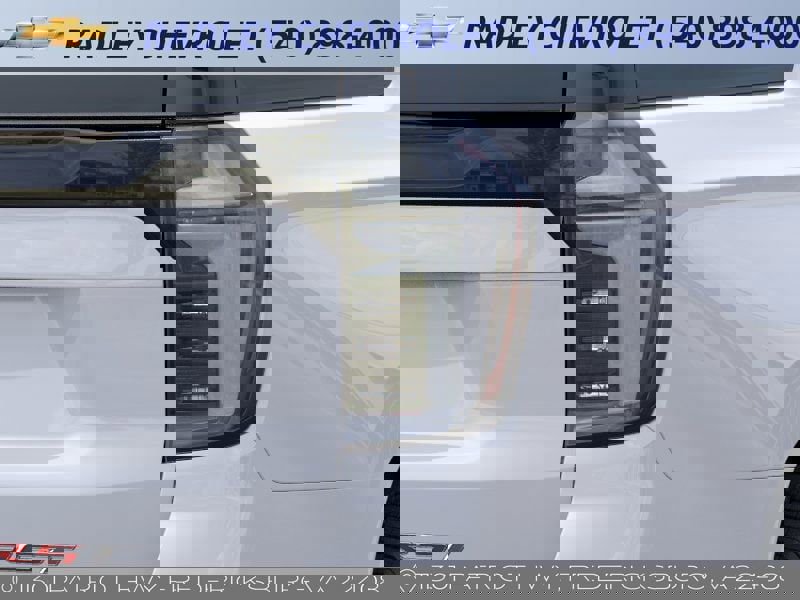 New 2026 Chevrolet Suburban RST image 11