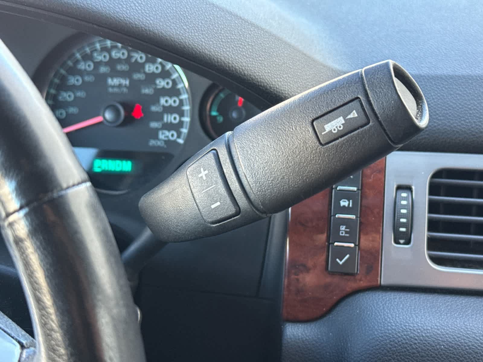 Used 2012 Chevrolet Avalanche LT AWD/4WD image 19