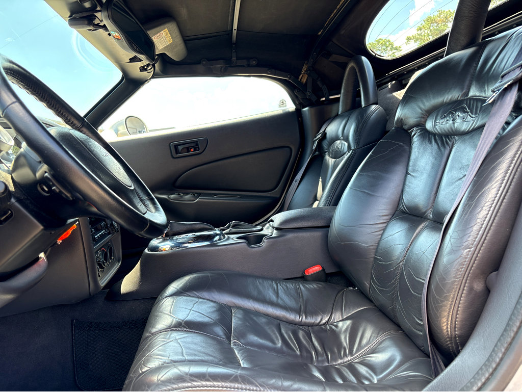 Used 2000 Plymouth Prowler image 18