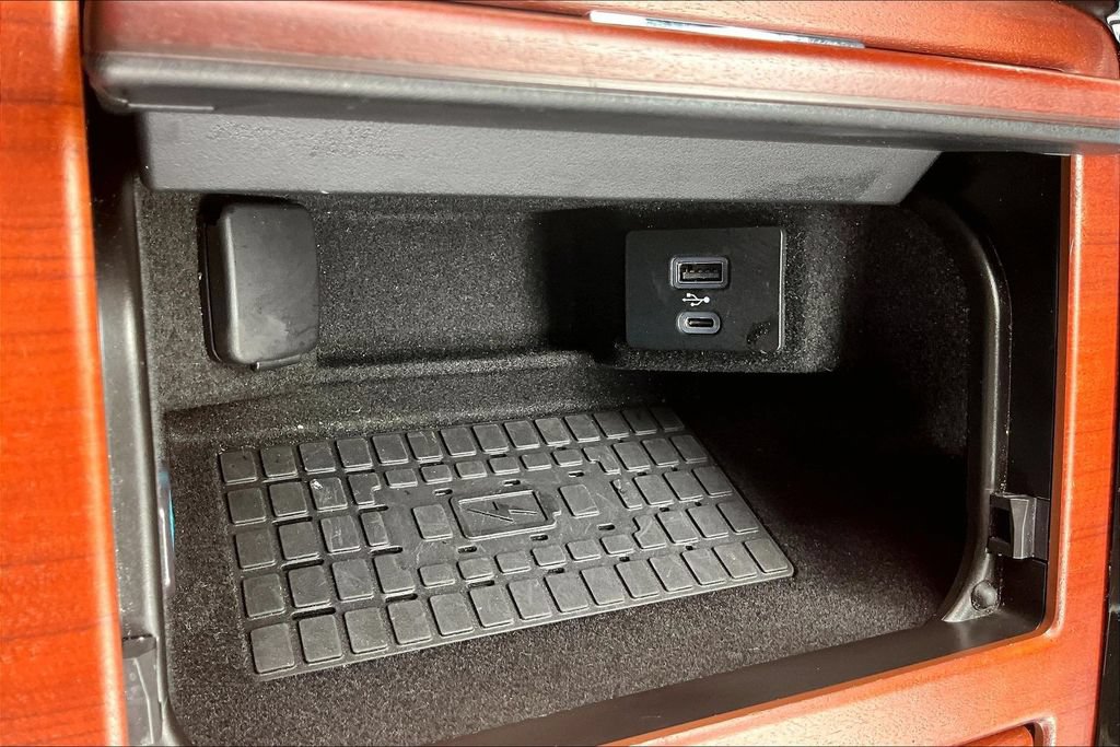 Used 2022 Lincoln Navigator Reserve AWD/4WD image 15
