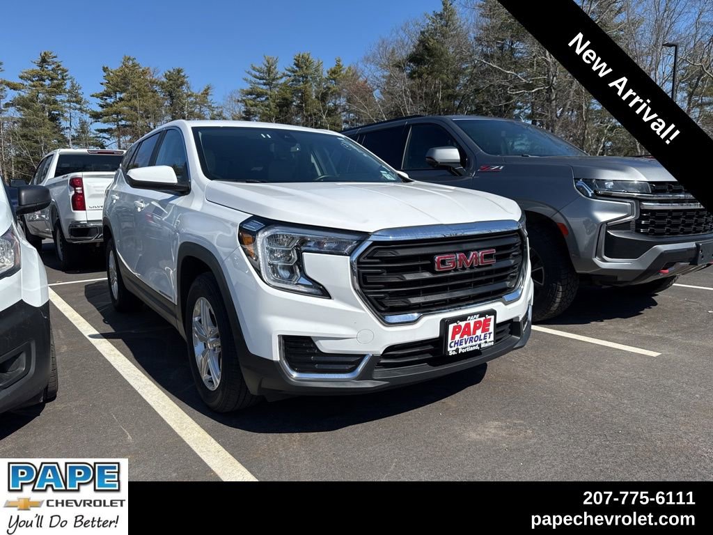 Used 2024 GMC Terrain SLE AWD/4WD image 1